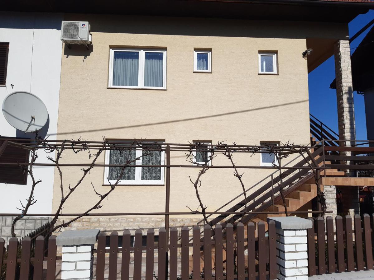 Apartman Helena Slunj Exterior photo